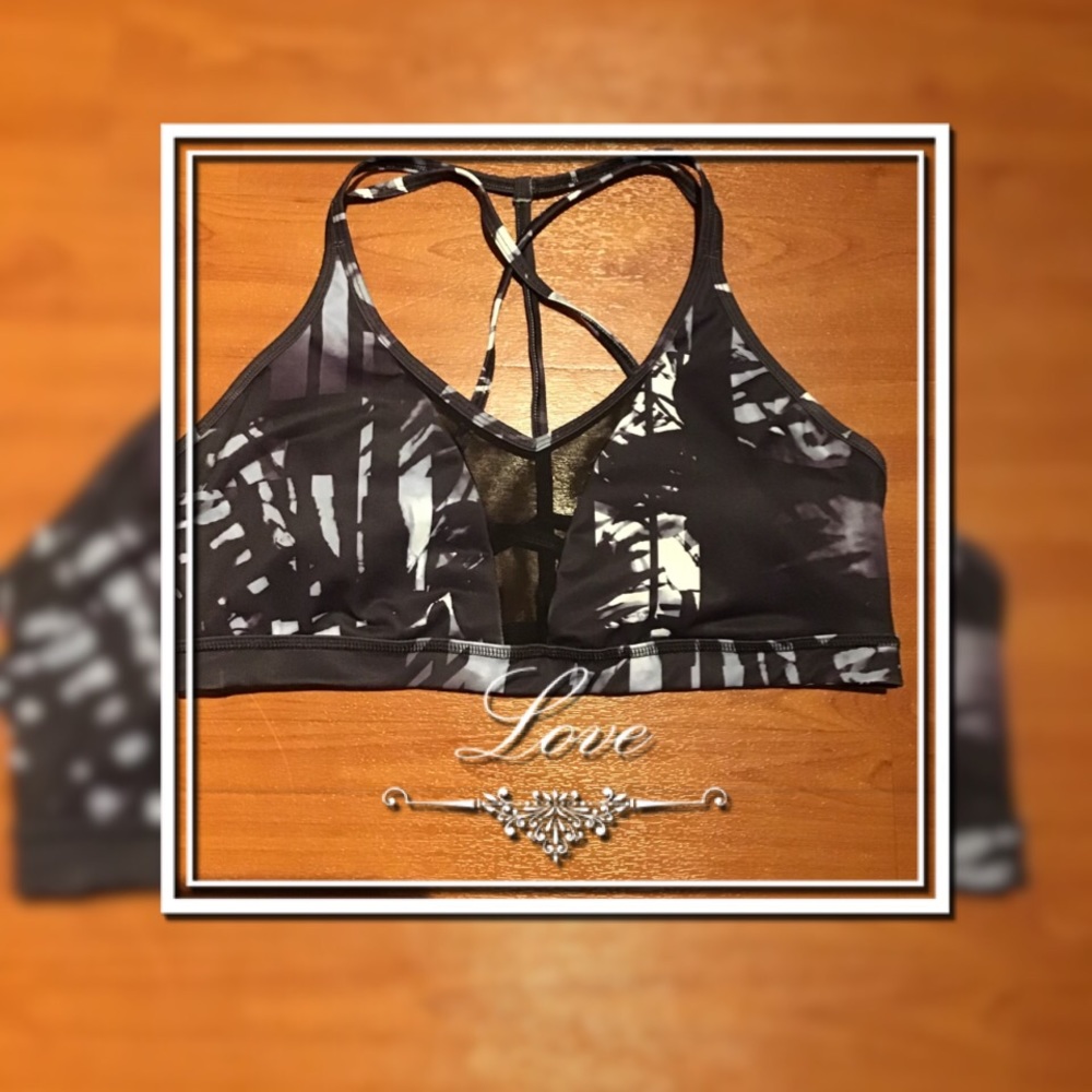 😍 Express Sports Bra NEW 💁🏻